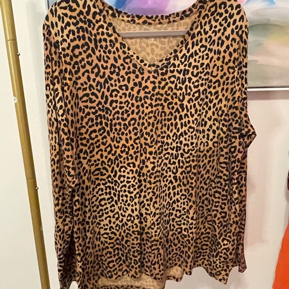 Lands' End Leopard Print Long Sleeve Top‎